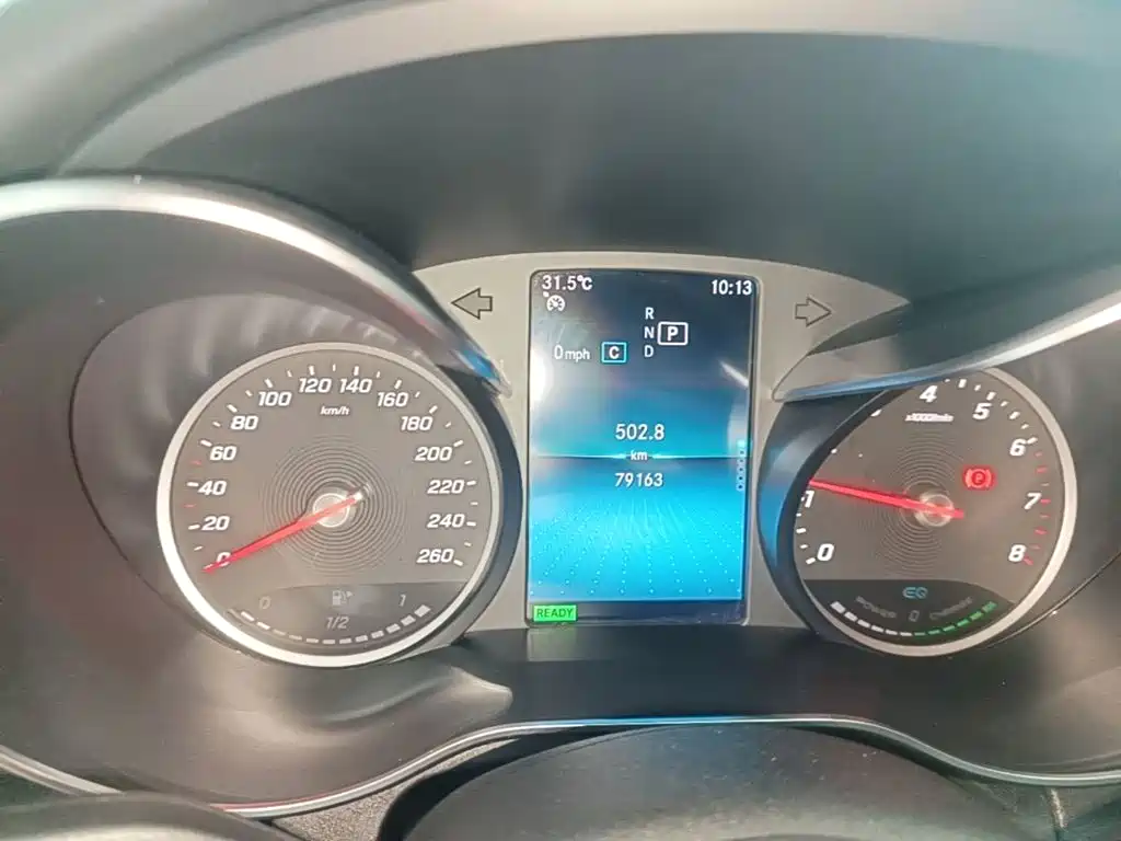 Mercedes-Benz C-Class — миниатюра 12