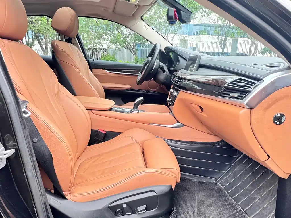 BMW X6 2015 xDrive35i Lead