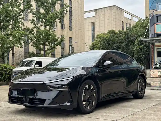 2025 Xpeng P7