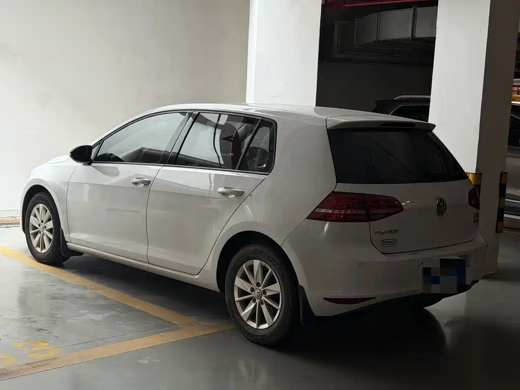 Volkswagen Golf — миниатюра 6