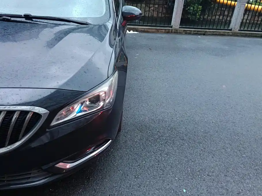 Buick Verano — миниатюра 5