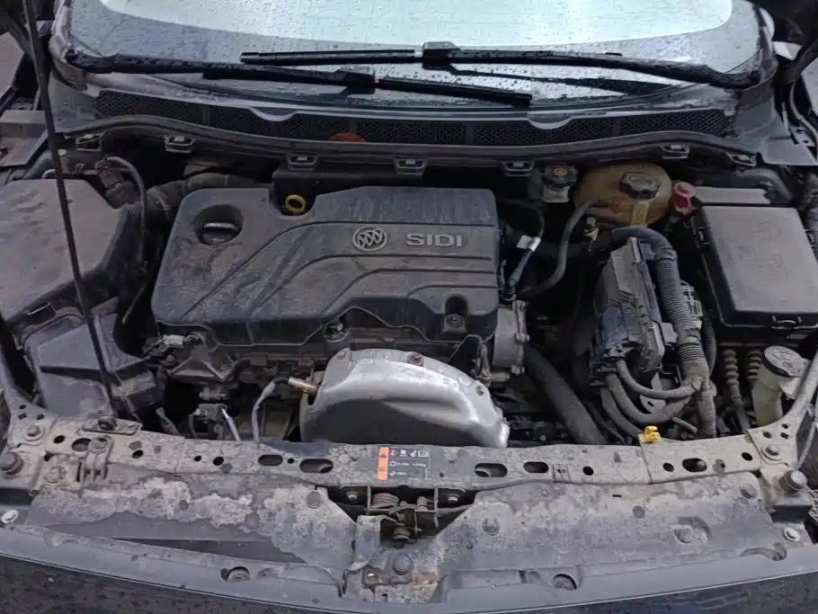 Buick Verano — миниатюра 10