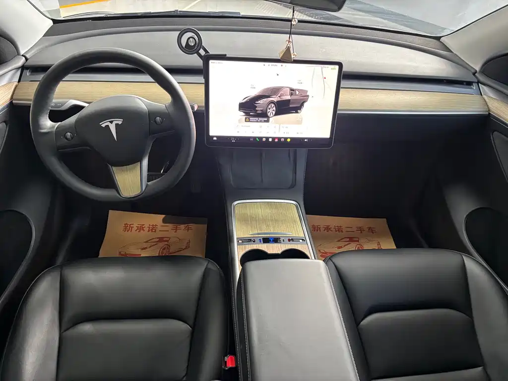 Tesla Model Y — фотографии объявления, Фото 9