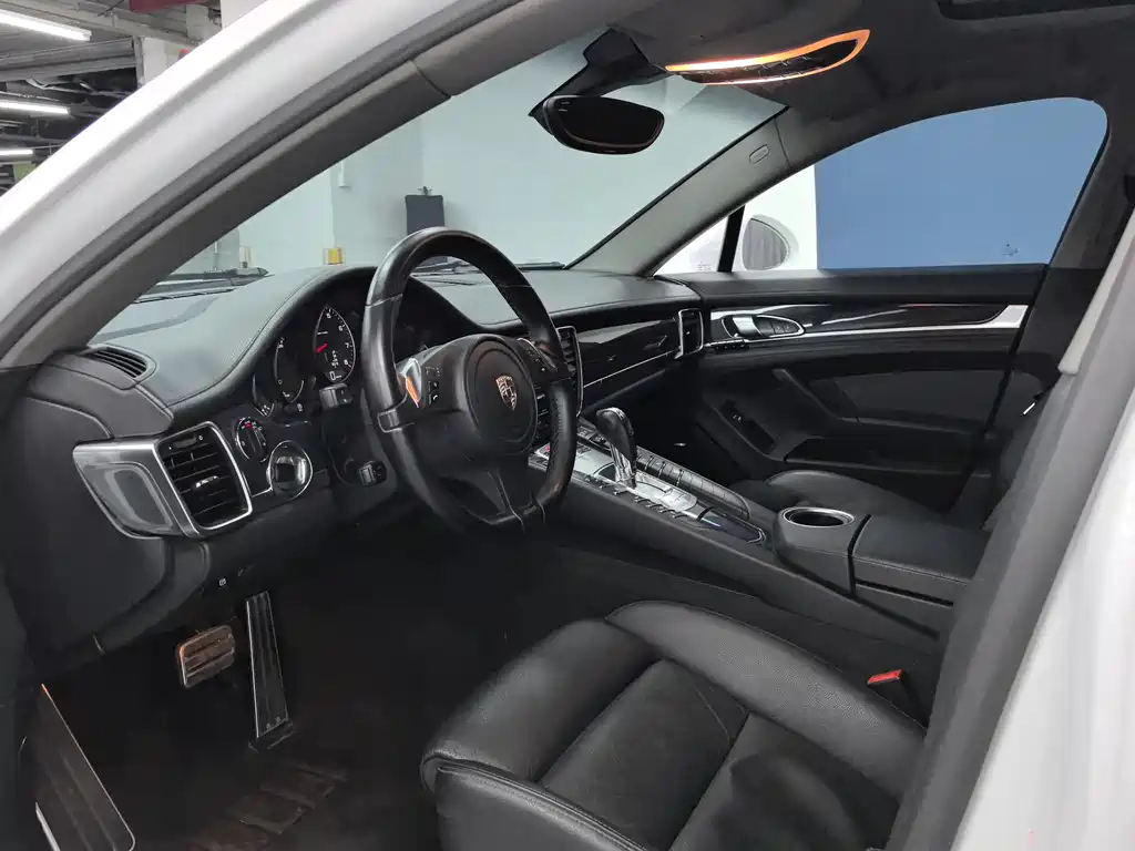 Porsche Panamera 2014 Panamera 4 3.0T