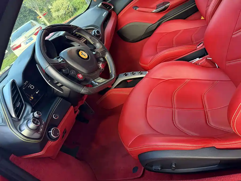 Ferrari 488 — фотографии объявления, Фото 4