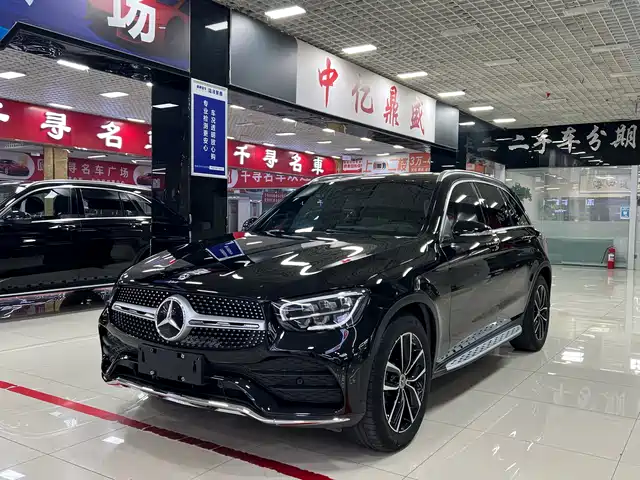 MERCEDES-BENZ GLC 2020