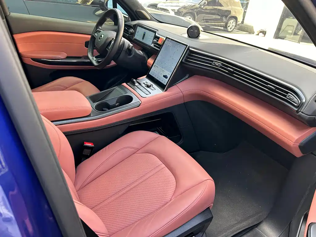 NIO EC6 — миниатюра 5