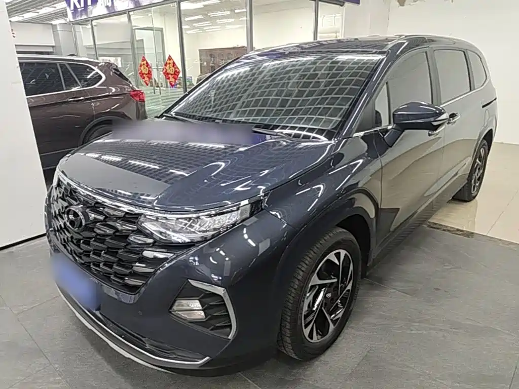 Hyundai Custo