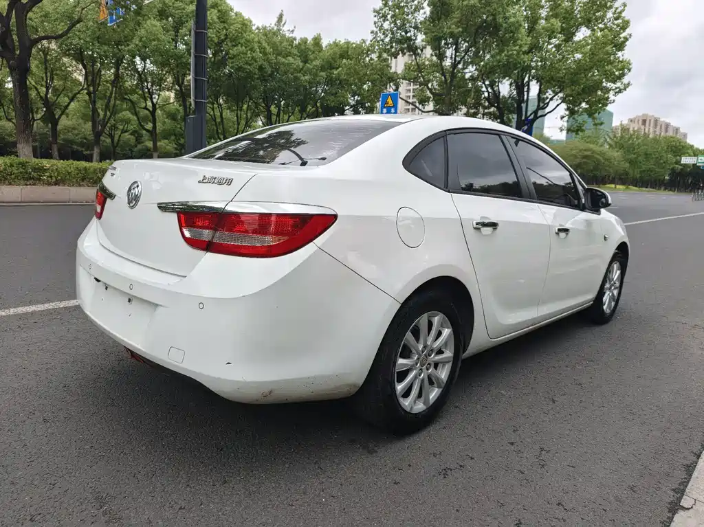 Buick Excelle — миниатюра 5