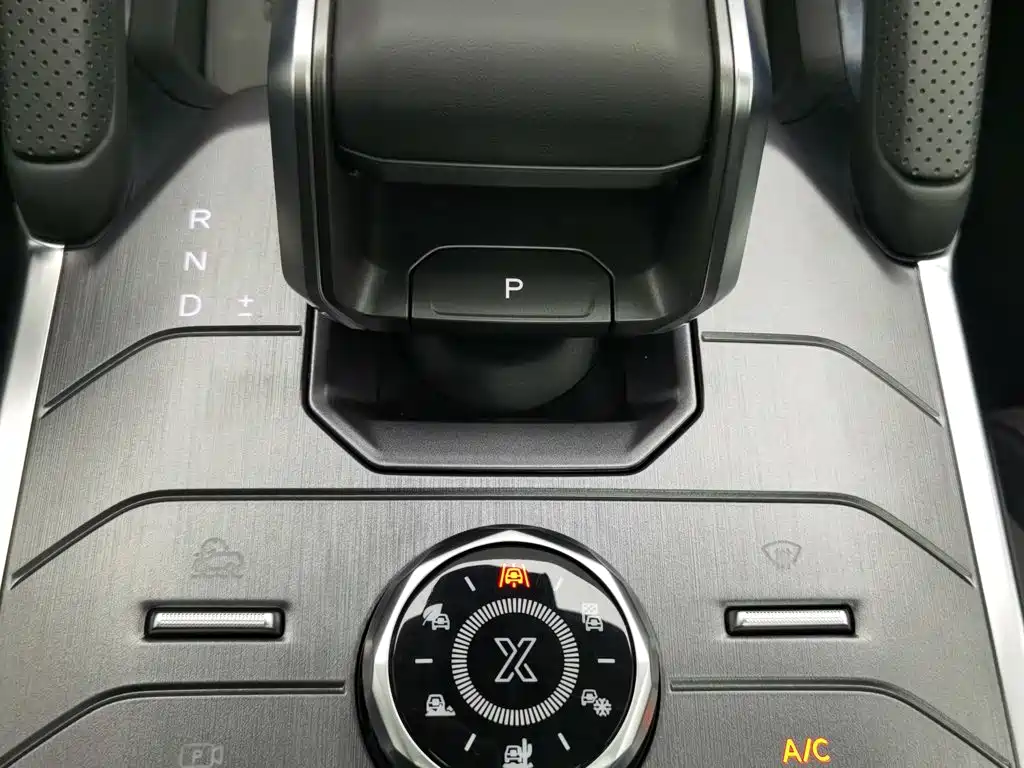 Jetour Traveller — миниатюра 13