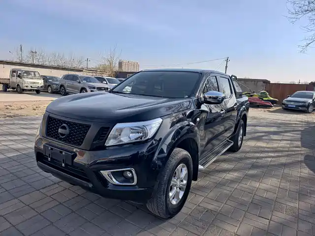 nissan navarra