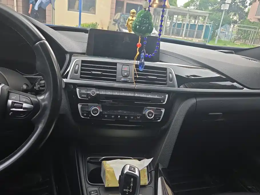 BMW 3 Series GT — миниатюра 13