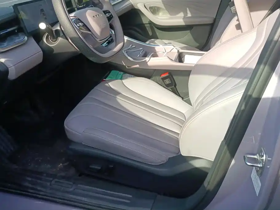 Roewe M7 DMH 2025 160km Enjoy