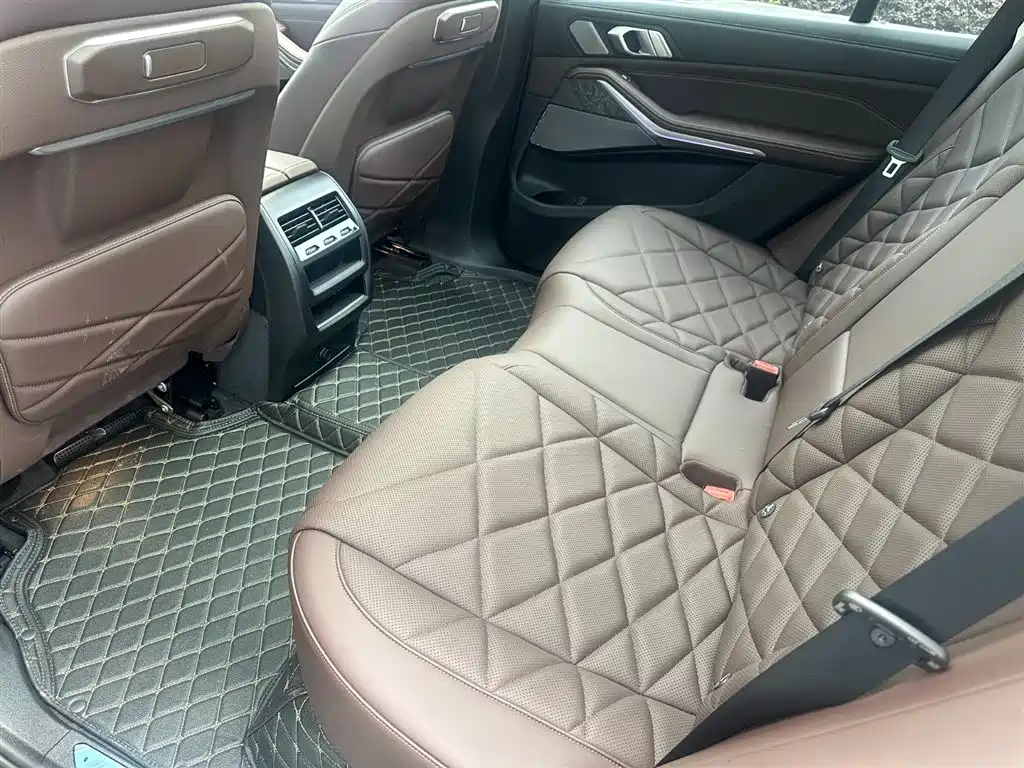 BMW X5 2025 xDrive 30Li Premium M Sport