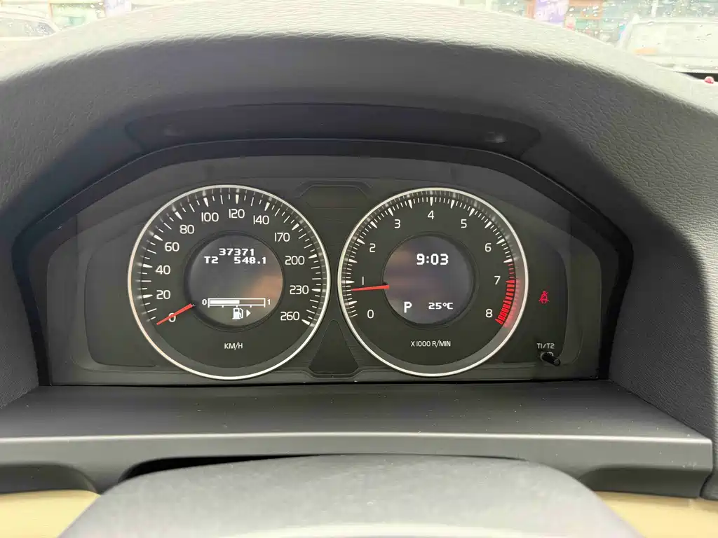 Volvo S60 (Import) — миниатюра 37
