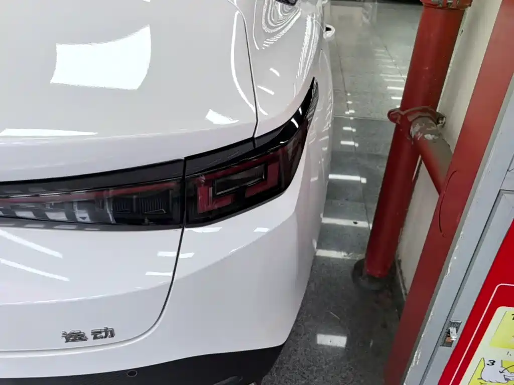 Changan Побег PHEV — миниатюра 8