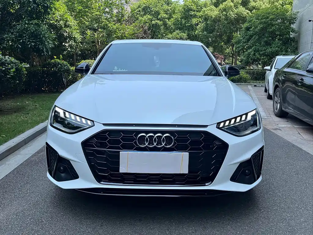 Audi A4L 2023 40 TFSI Fashion