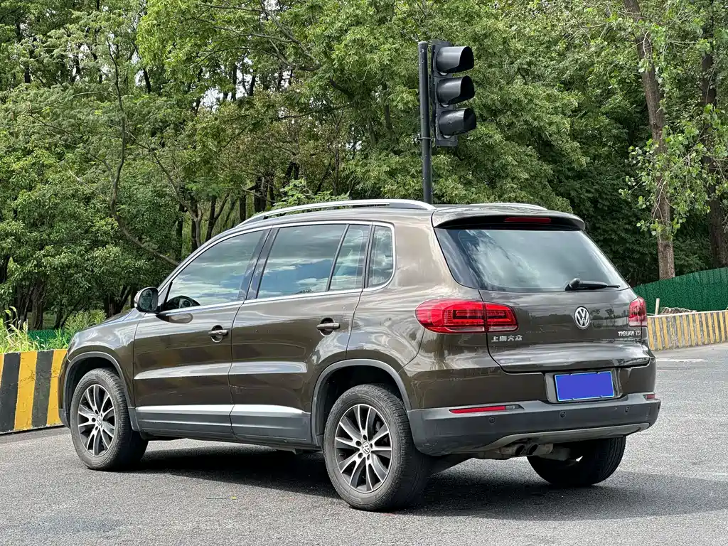 Volkswagen Tiguan — миниатюра 5