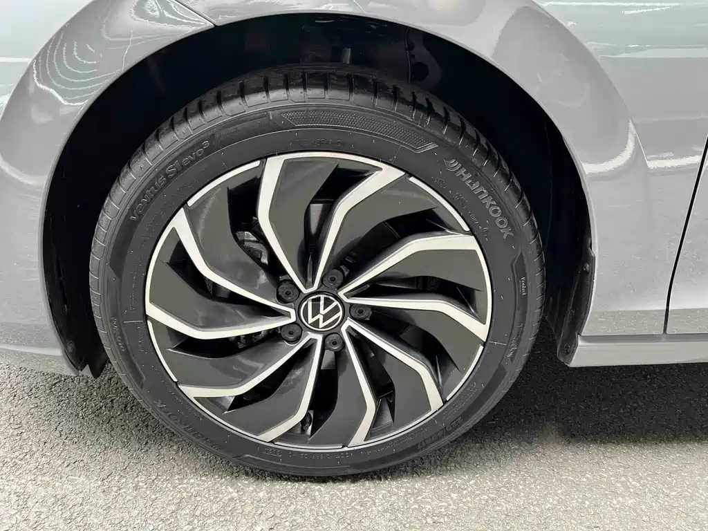 Volkswagen Golf — миниатюра 4