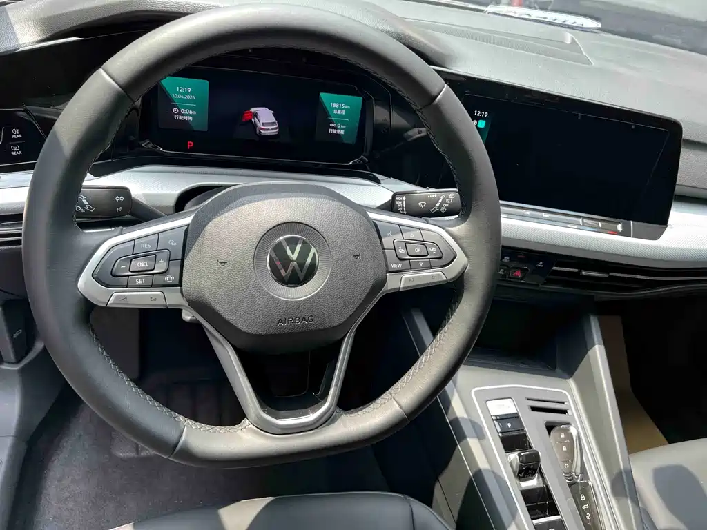 Volkswagen Golf — миниатюра 9