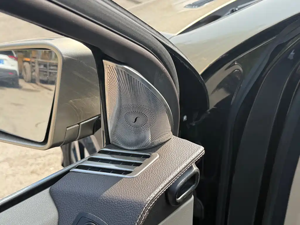 Mercedes-Benz R 2011 R 300 L