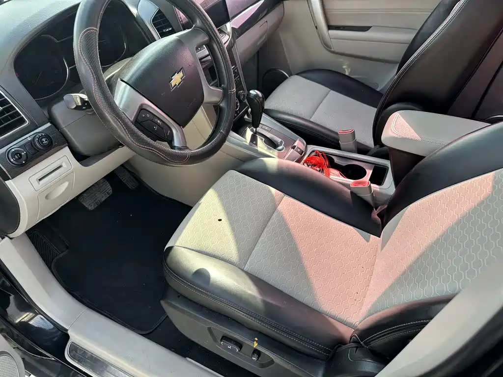 Chevrolet Captiva — миниатюра 7