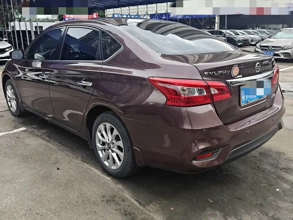 Nissan Sylphy — миниатюра 8