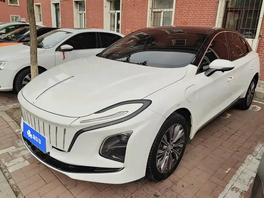 Hongqi Hongqi E-QM5