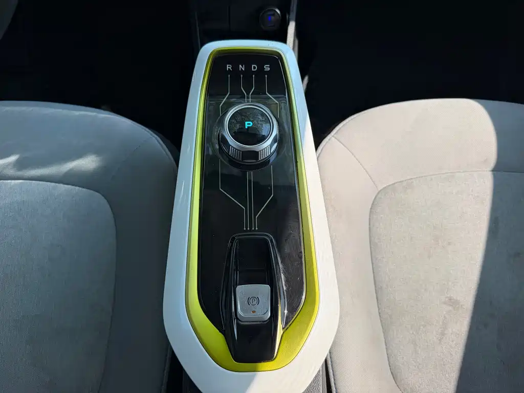 Changan Benben E-Star — миниатюра 11