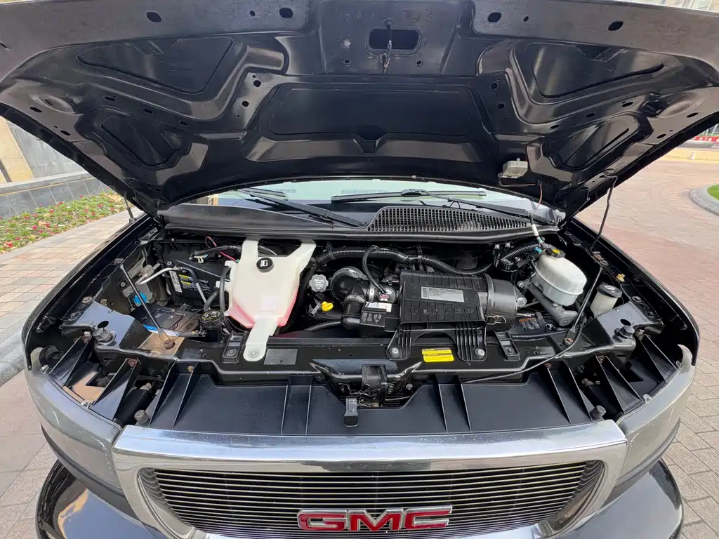 GMC Savana 2010 5.3L AT