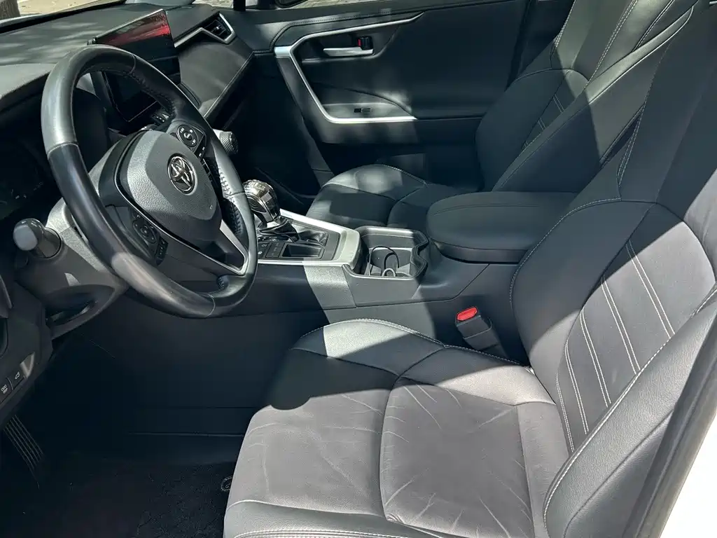 Toyota Wildlander — миниатюра 3