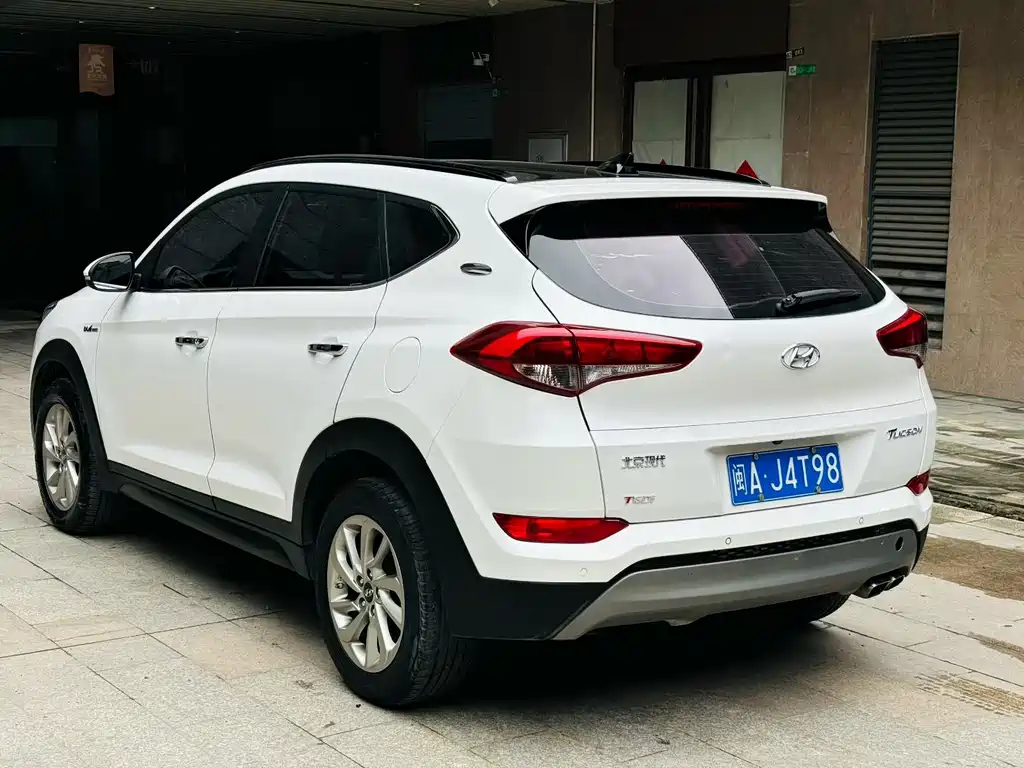 Hyundai Tucson — миниатюра 8
