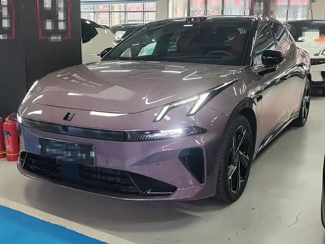 LYNK &CO. 07 EM P 2025