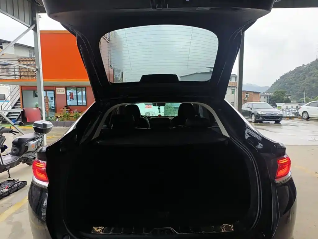 Geely Xingyue — миниатюра 19