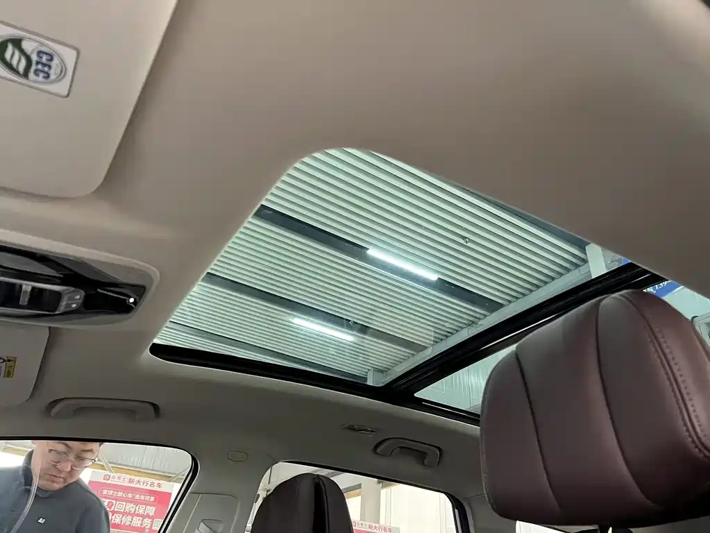 GEELY AUTOMOBILE JIAJIE