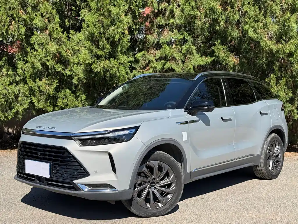 BAIC X7