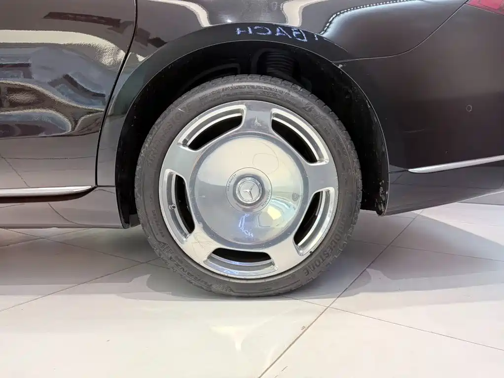 Mercedes-Benz S-Class — миниатюра 7