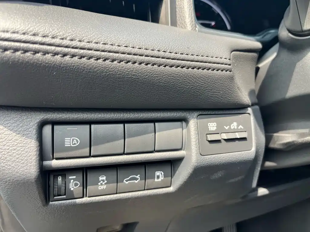 Toyota Avalon — миниатюра 29