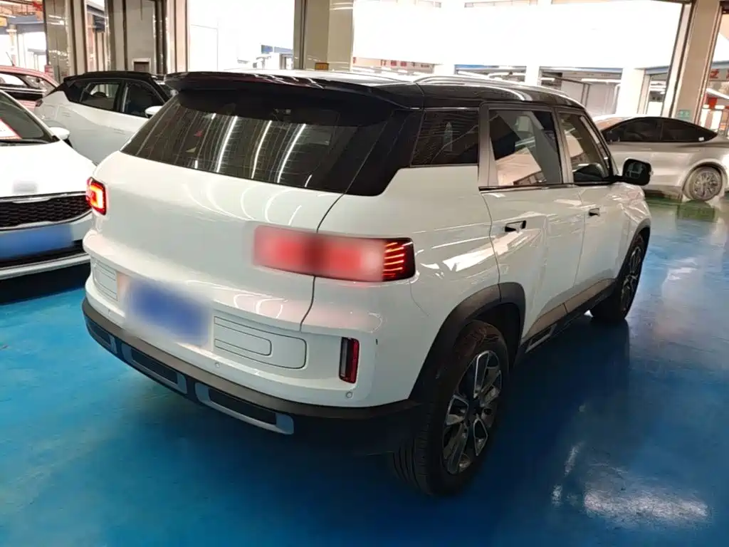 Geely Icon — миниатюра 7