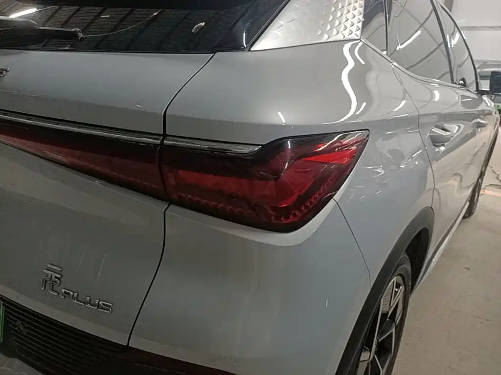 BYD Yuan Plus — миниатюра 8