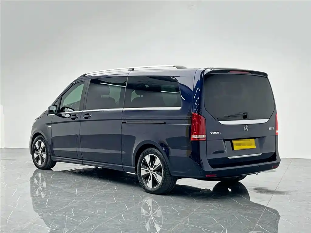 MERCEDES-BENZ V CLASS