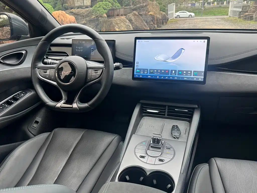 BYD SEAL 06 NEW ENERGY