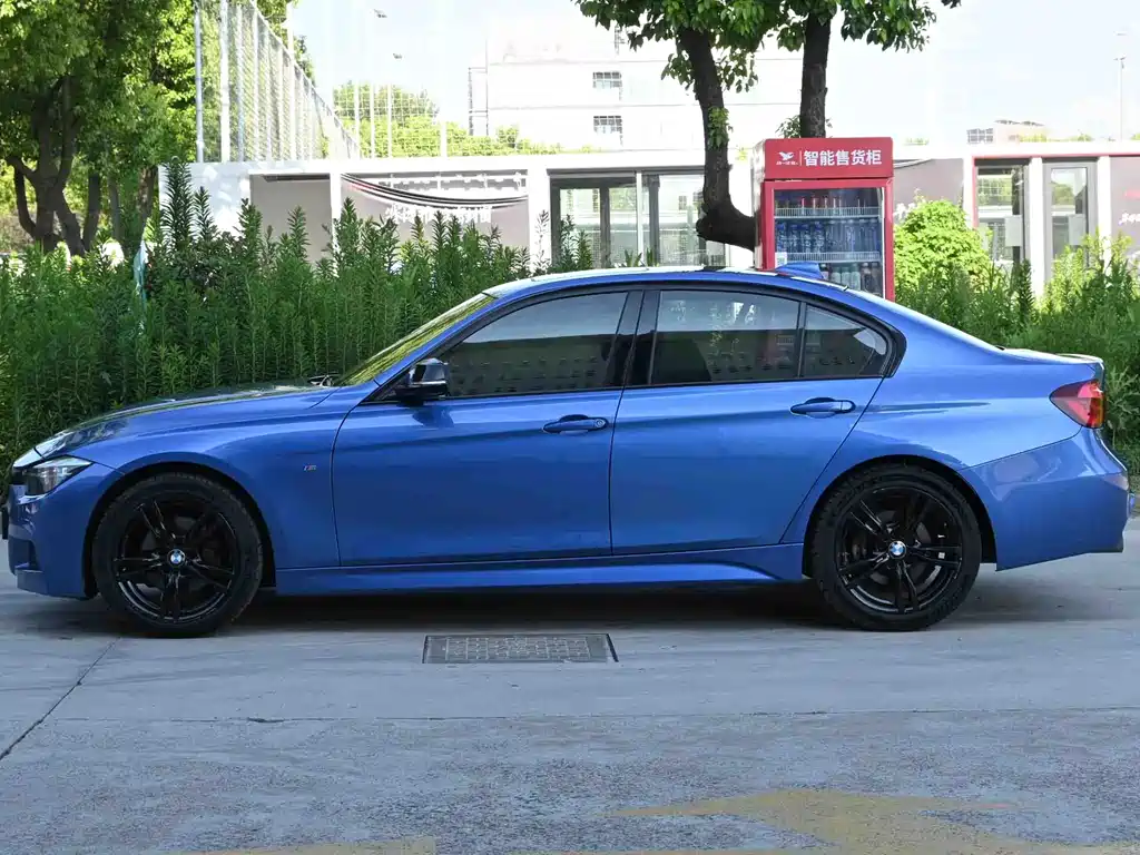 BMW 3 Series — миниатюра 3