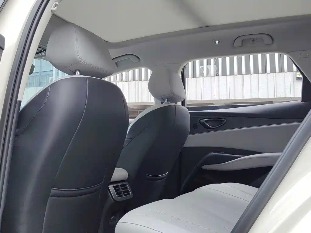 BYD Seal 06 DM-i Touring — миниатюра 18