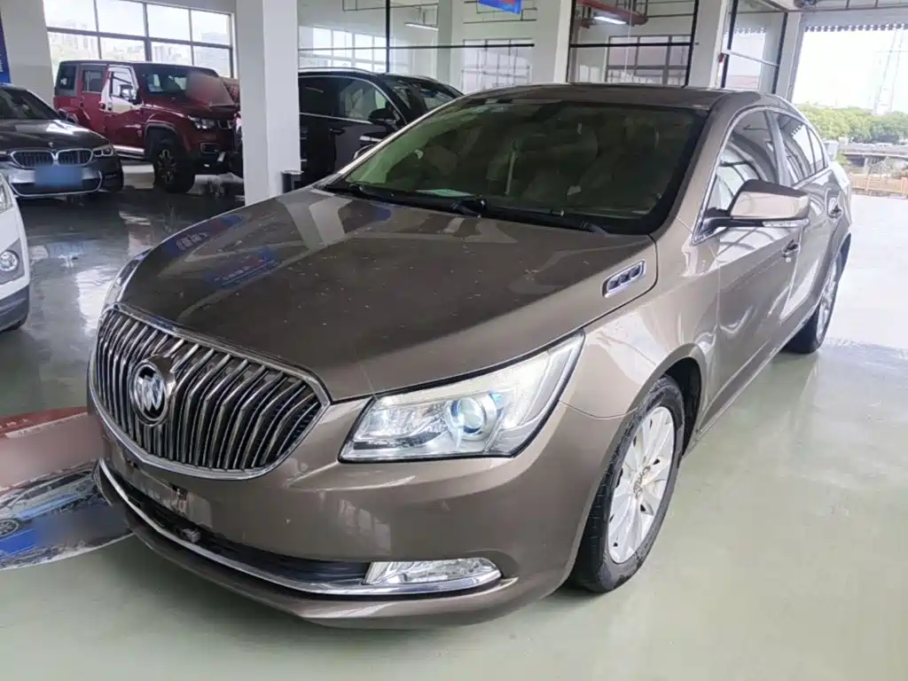Buick LaCrosse — миниатюра 2