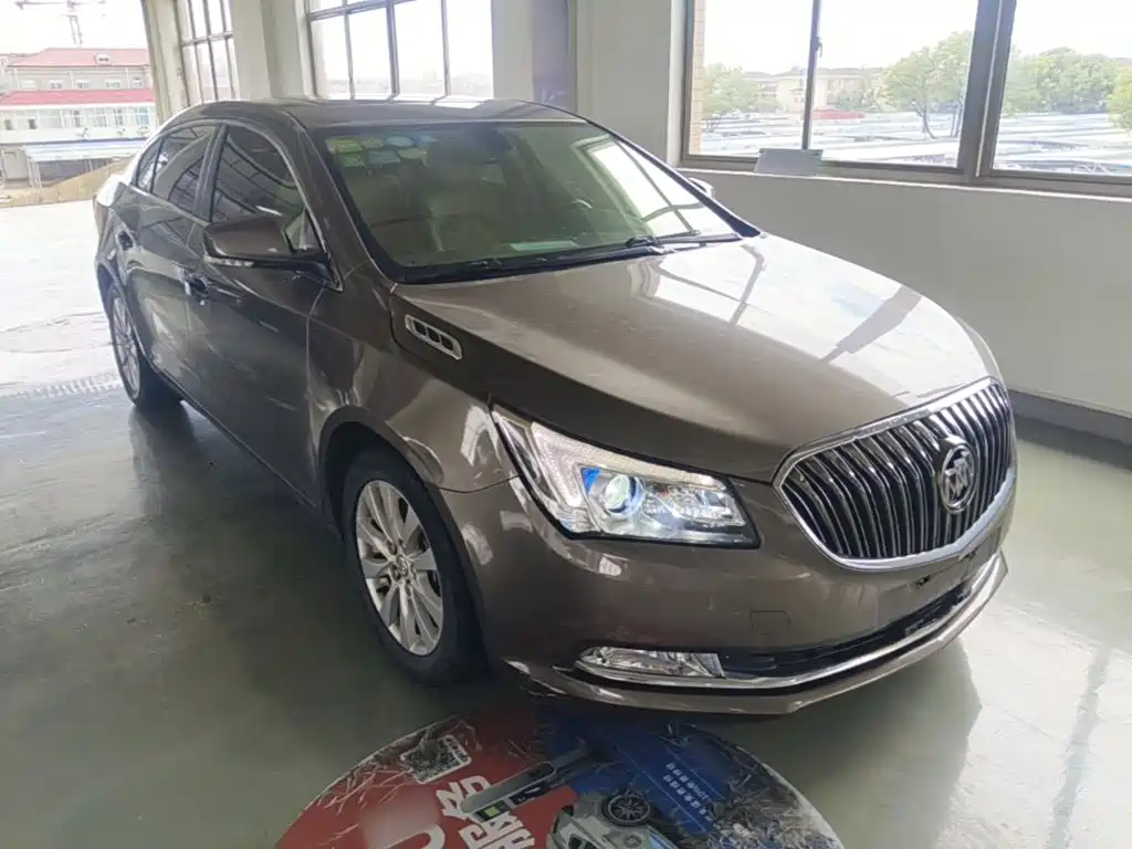 Buick LaCrosse — миниатюра 4