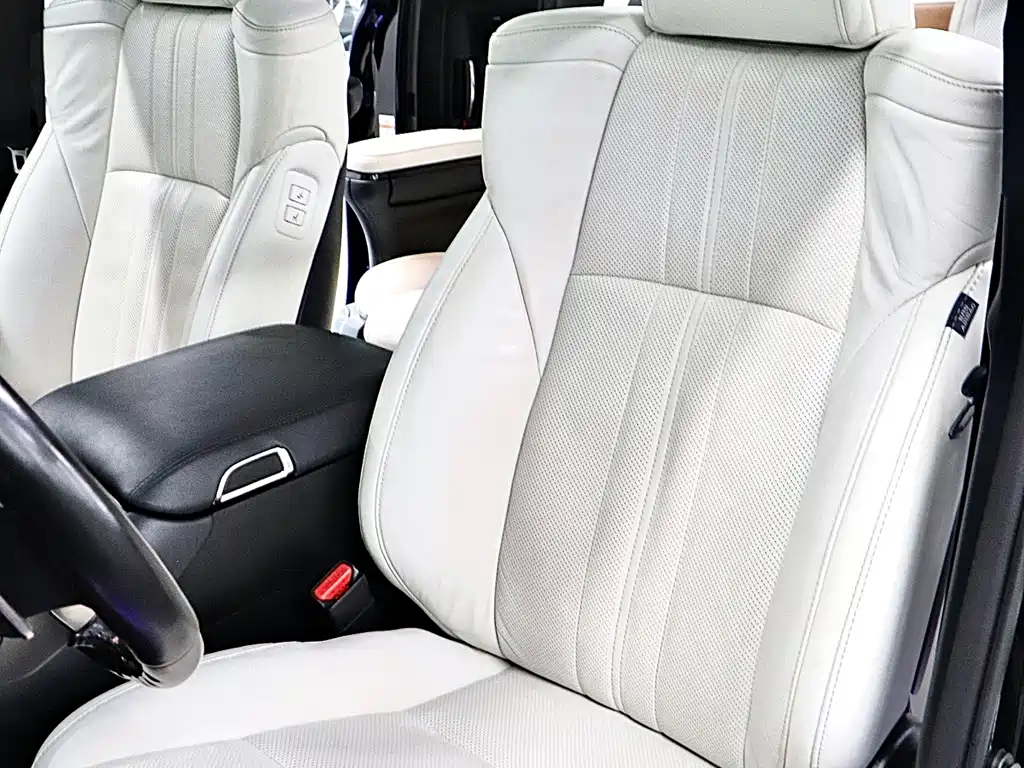 Lexus LM — миниатюра 11