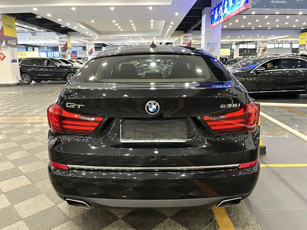 BMW 5 Series GT — миниатюра 20