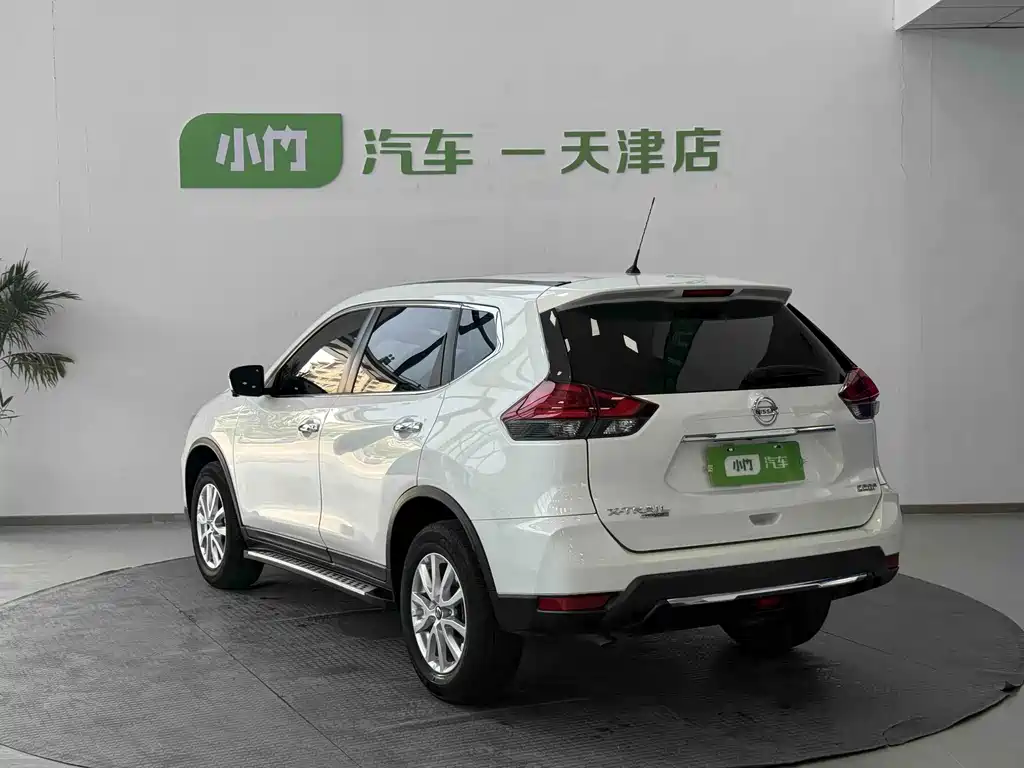 Nissan X-Trail — миниатюра 6