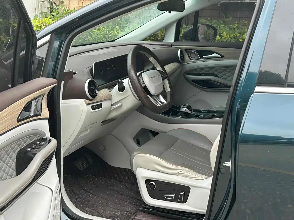 DONGFENG POPULAR YACHTS